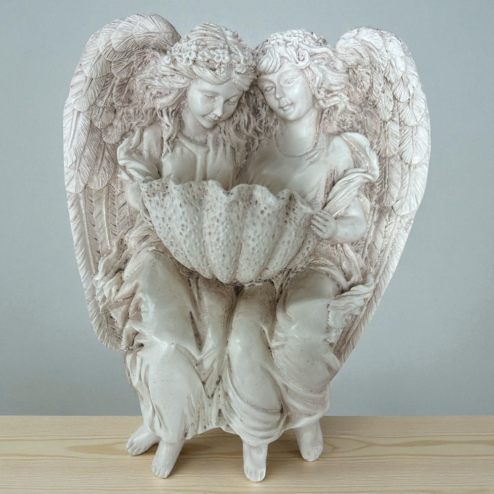 Vintage Romantic Winged Angels Holding Shell Resin Wall Plaque Cream Color 8"x7"